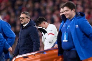 两大主力报销，巴萨还怎么踢那不勒斯？